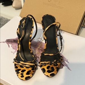 Guess Black and Tan Leopard Heels